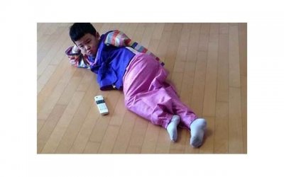 ​男朋友回老家就不主动联系我了啥意思？