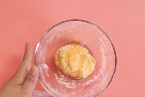 正宗的南瓜饼怎么做,南瓜煎饼怎么做松软好吃窍门图10