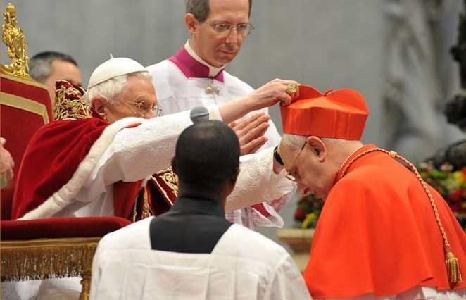 天主教怎么进行教皇选举的_简介选举过程历史表决模式