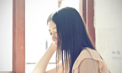 和暗恋女孩聊天冷场用冷读法聊天