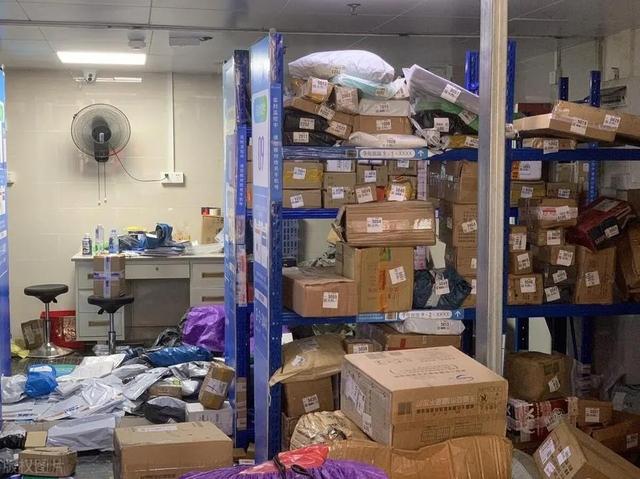 接手一个快递驿站感觉被坑了（月入上万的快递驿站为何经常转让）(1)