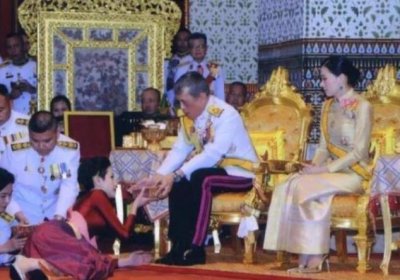 ​诗妮娜贵妃昙花一现！进宫才85天就早早出局，王后不再眉头紧锁