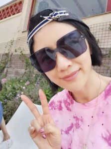 ​沙溢为胡可庆生，零时准点撒狗粮，老夫老妻贼有爱