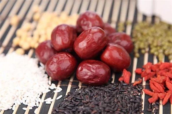 红枣会升高血糖吗 红枣糖尿病人可以吃吗