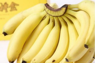 ​香蕉剥皮放冰箱冷冻能放多久(剥皮香蕉放冰箱里好吗)