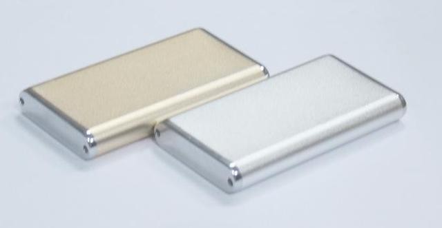 充电宝什么品牌好用又耐用（平价耐用的充电宝品牌推荐）(2)