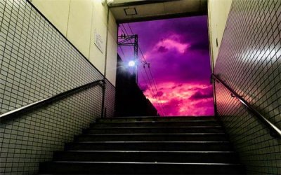 ​日本天空紫色宛如 魔界，有中二网友吐槽预示着日本终结的开始
