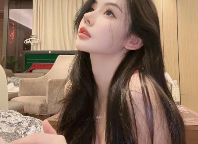 ​拜登夫妇与日本天皇抵达伦敦