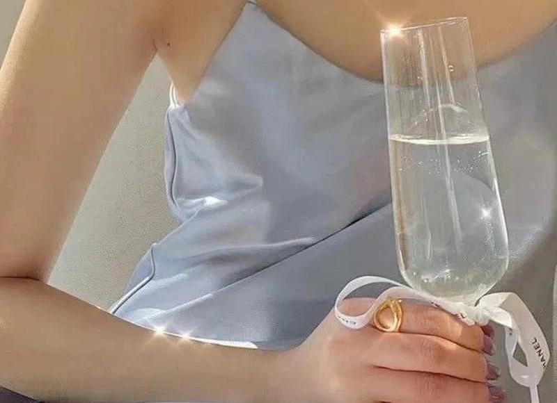 老年人同居有啥好处，蛋白粉对老年人有啥好处