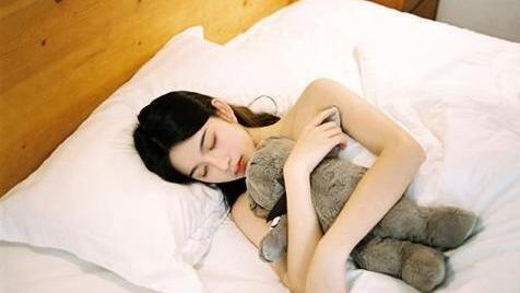 跟女朋友说晚安的情话一